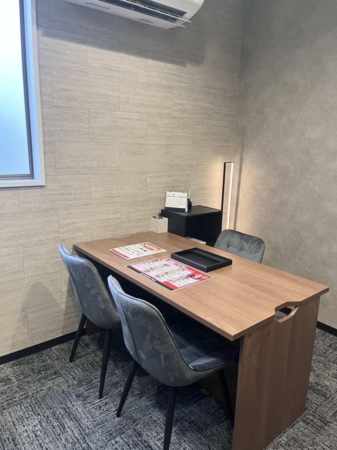 おたからや西光地店内観